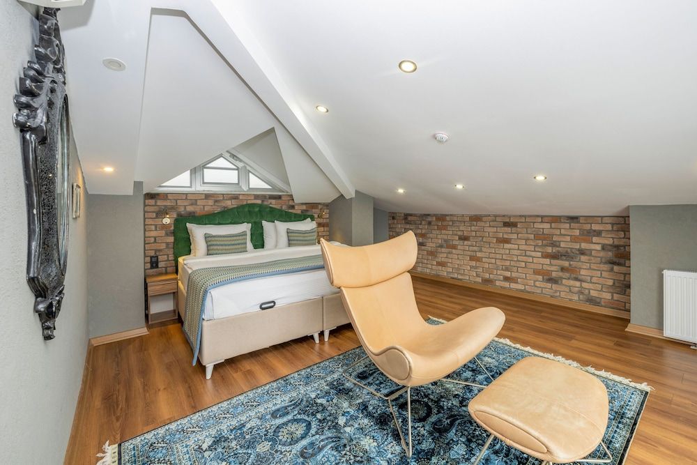 Deluxe Penthouse