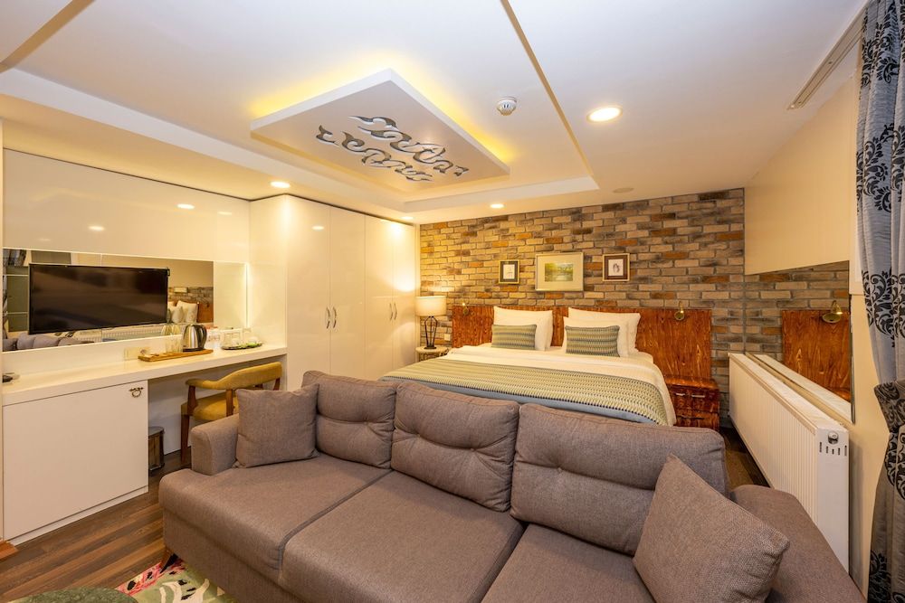 Junior Suite, No Windows