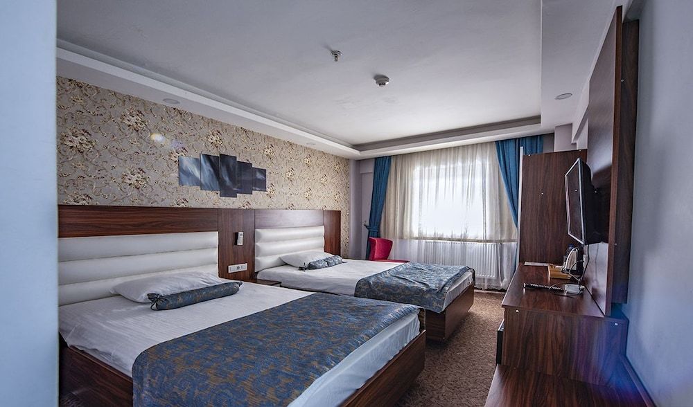 Madi Otel Izmir Twin Room 8