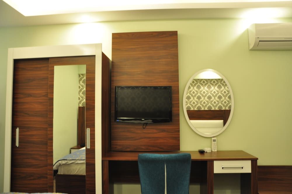 Madi Otel Izmir Twin Room 3