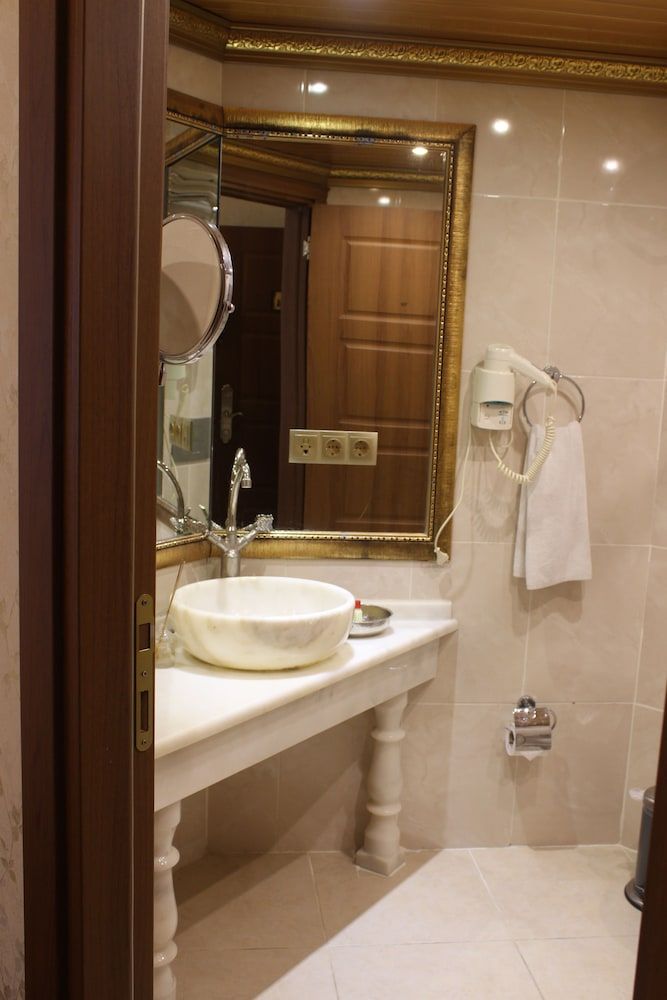 undefined Marmara Deluxe Hotel 7