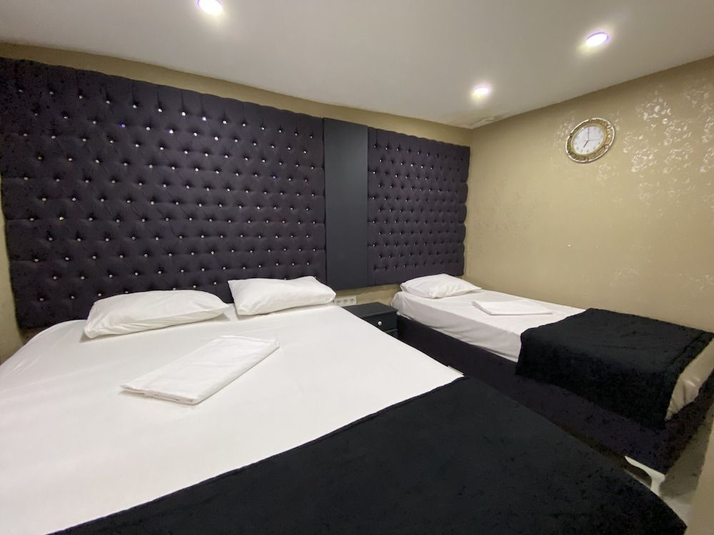 undefined Orange Airport Hotel 7