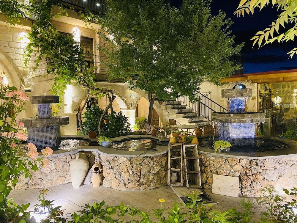 undefined Kayatas Hotel 2