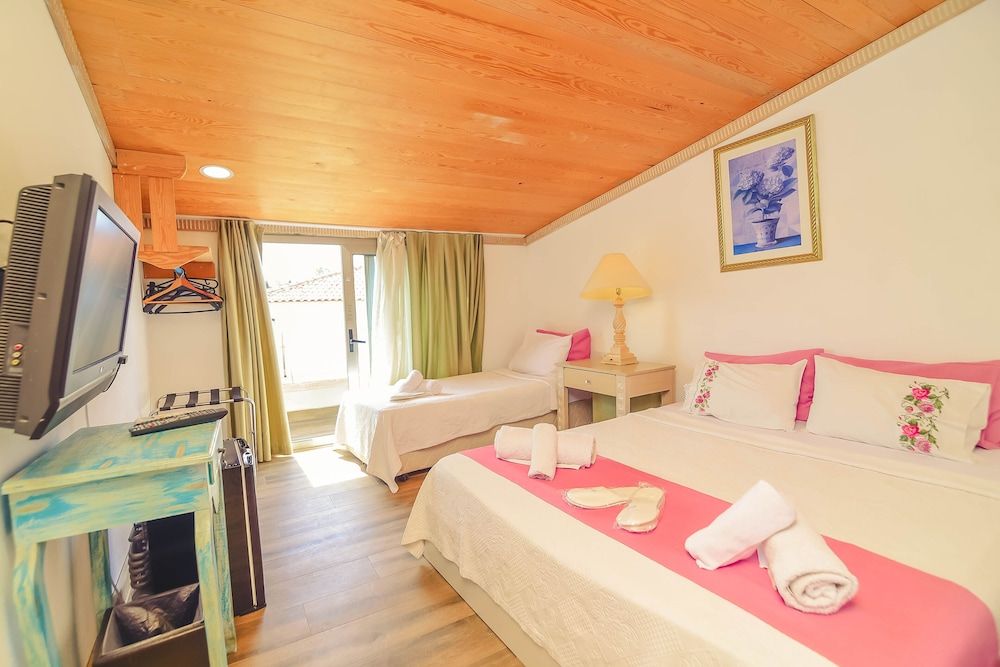 Alacati Asmalı Konak Otel Comfort Double Room, Balcony 4