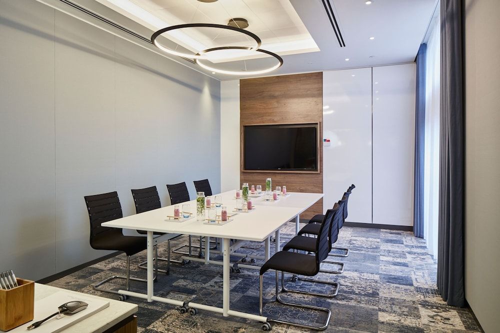 undefined Cardiff Marriott Hotel 9