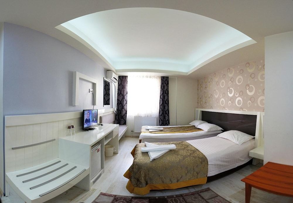 undefined Grand As Hotel 6