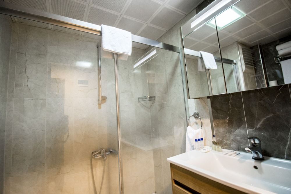 Hotel Business Han Comfort Suite 7