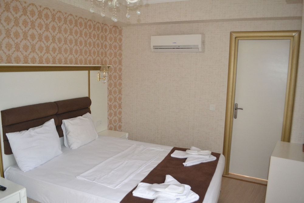 undefined Mini Nova Hotel 5