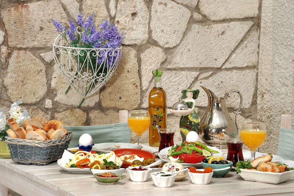 undefined Peri Art Hotel 8