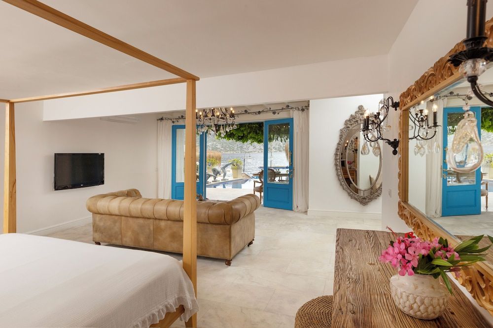 Signature Suite (Benjamin)