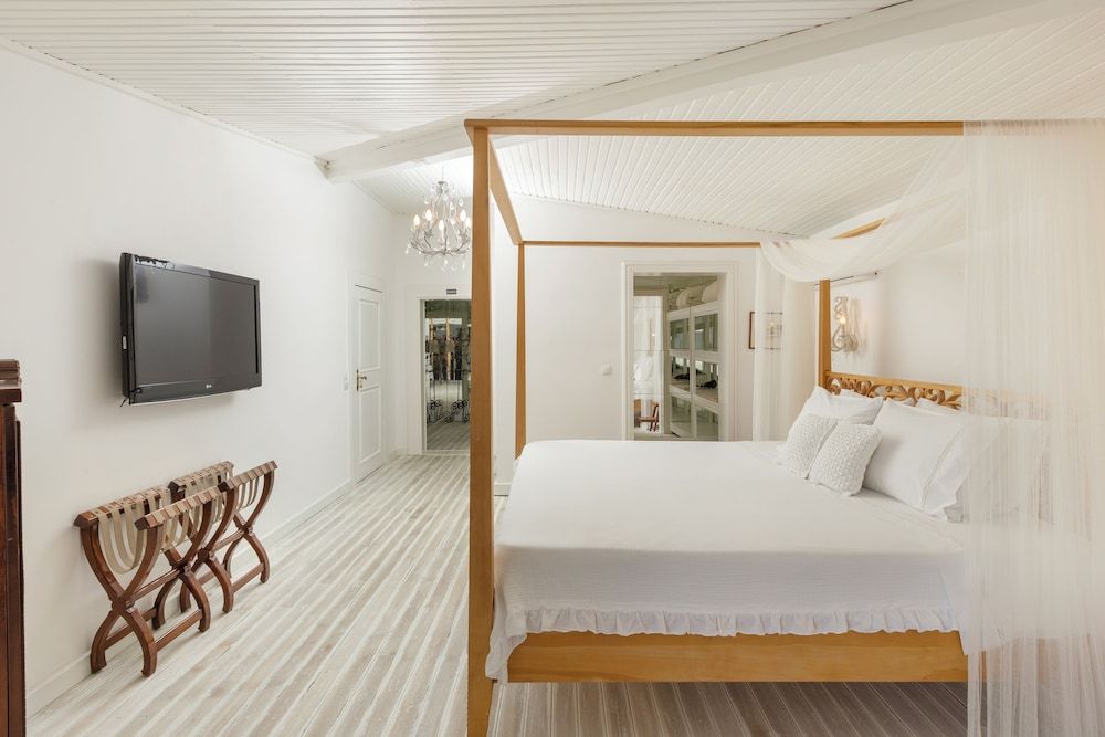 Luxury Suite (Begonvile)