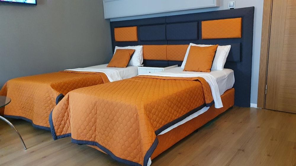 NFK The House Hotel Economy Twin Room 2