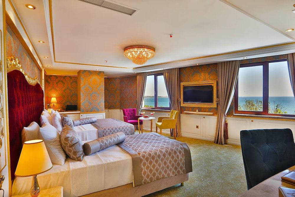 undefined Hotel Emirhan Palace 2
