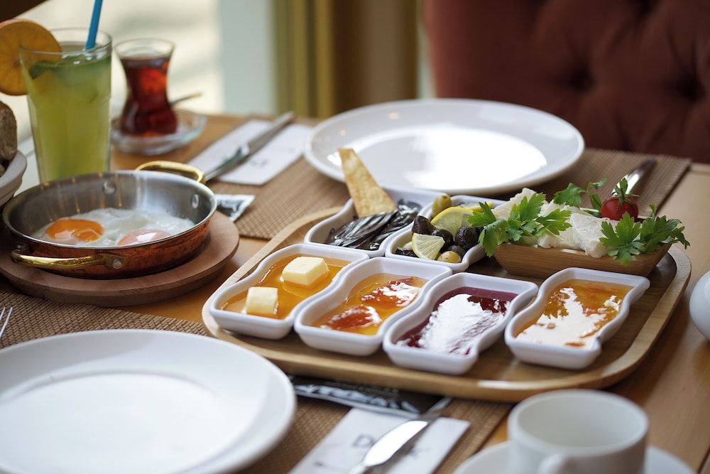 undefined Hotel Emirhan Palace 9