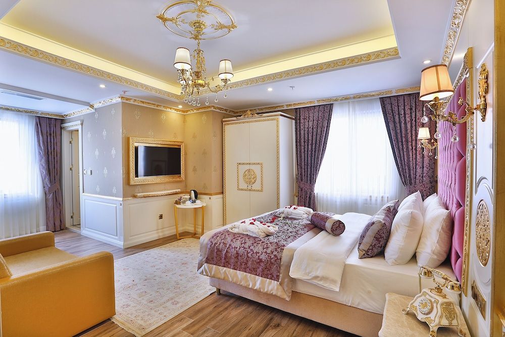 undefined Hotel Emirhan Palace 5