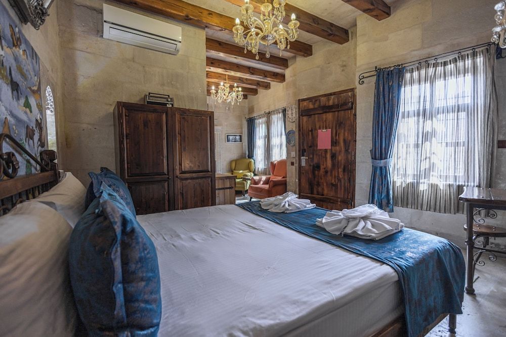 Göreme Cave Suites Economy Double Room 5