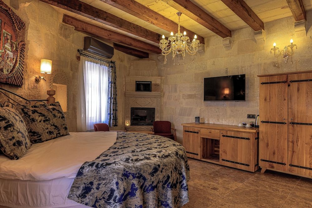 Göreme Cave Suites Junior Double Room 30