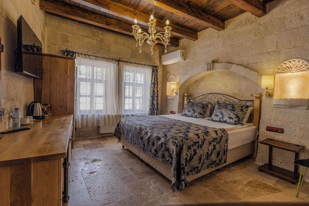 undefined Göreme Cave Suites 3
