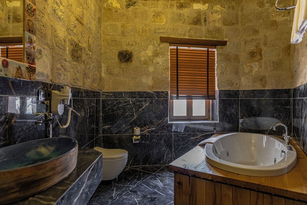 Göreme Cave Suites Junior Double Room 18