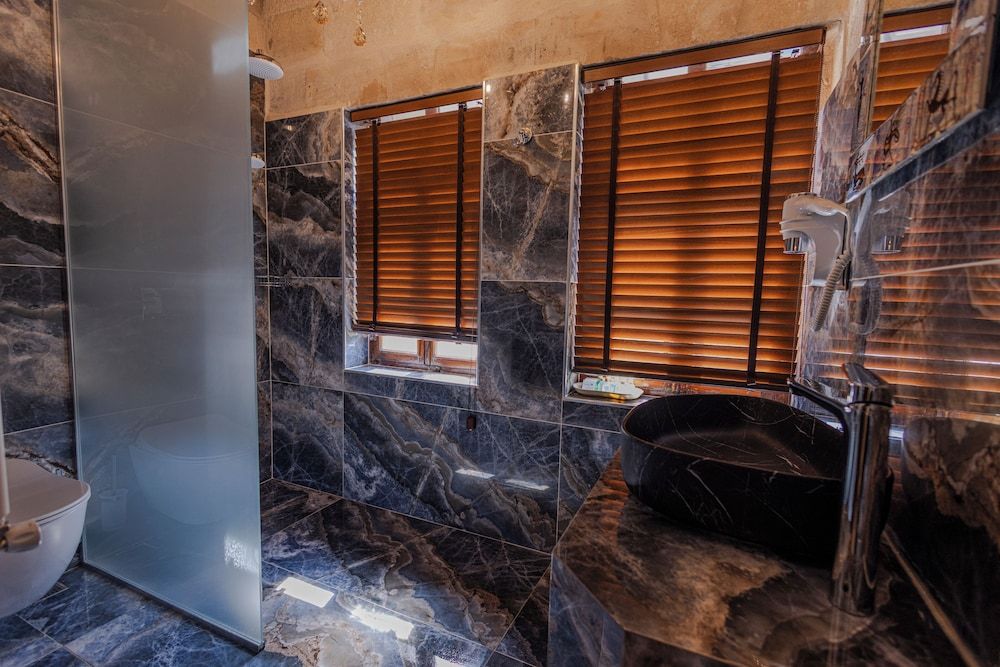 Göreme Cave Suites Economy Double Room 7