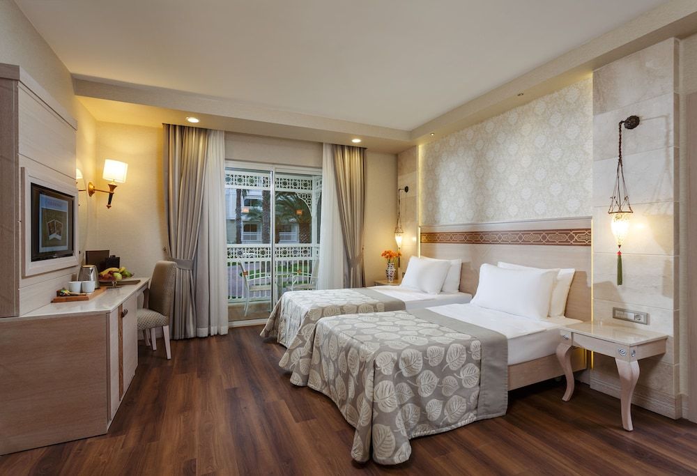 Güral Premier Belek - All Inclusive Deluxe Room, 2 Bedrooms 4