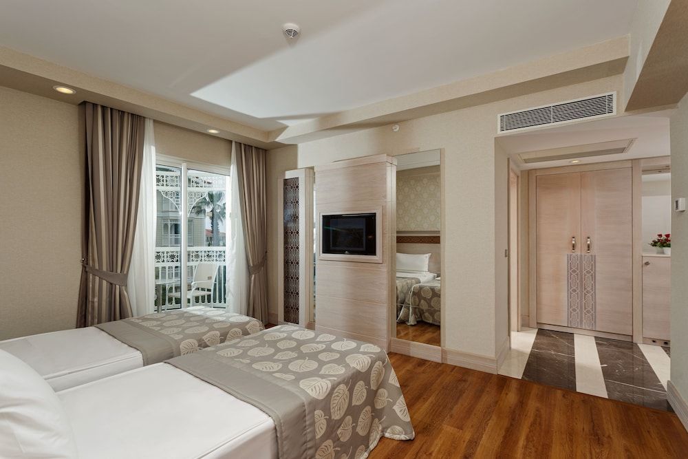 Güral Premier Belek - All Inclusive Deluxe Room, 2 Bedrooms 3