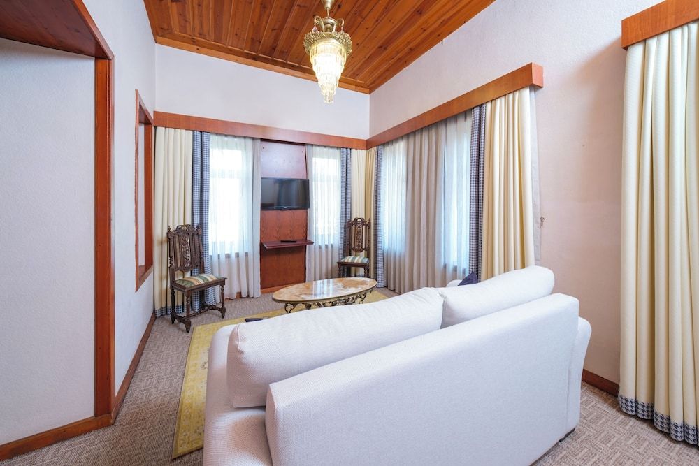 Hotel Bosnali - Special Class Deluxe Double Room 16