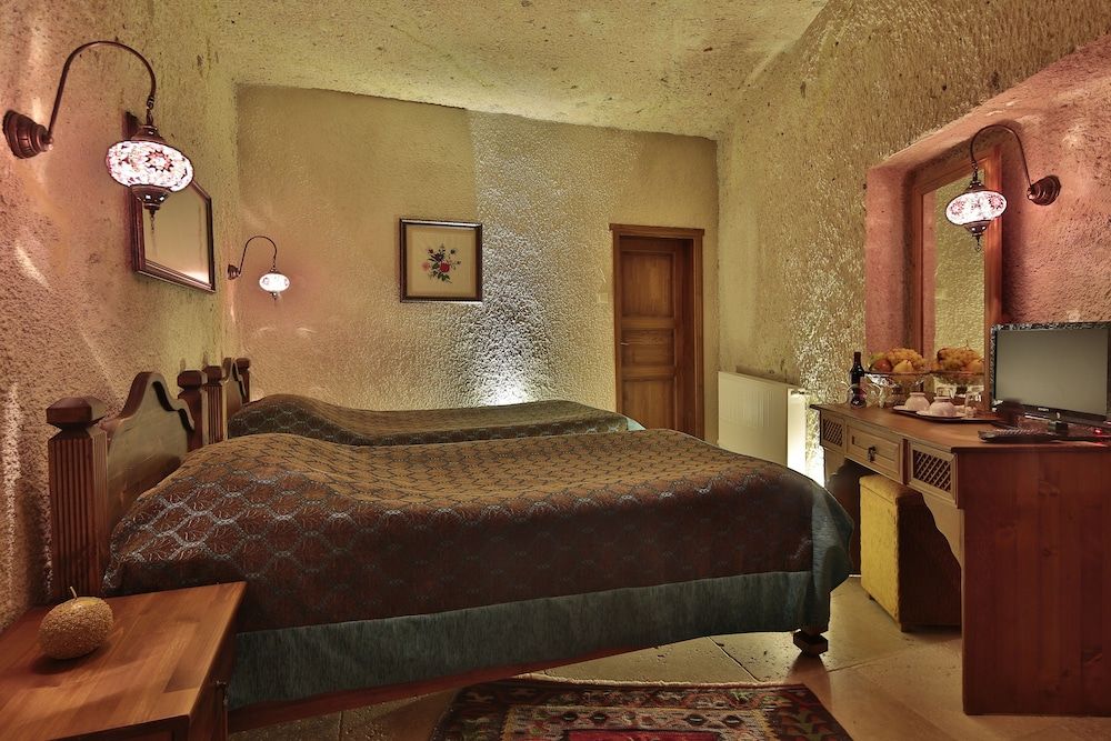 Turkish Cave House Deluxe Room, 2 Twin Beds 6
