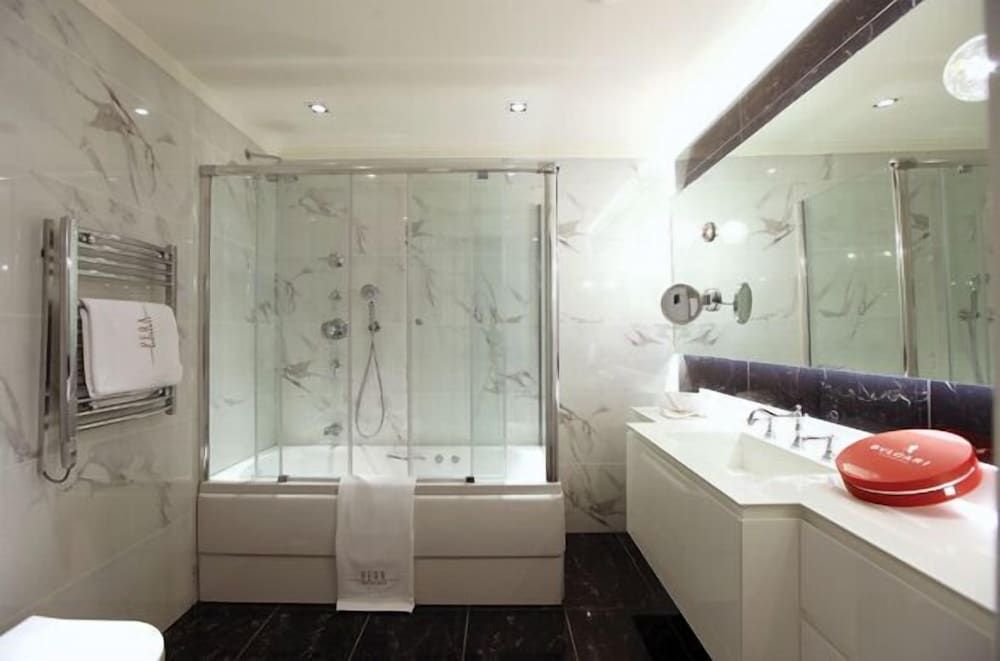 undefined Pera Residence 9