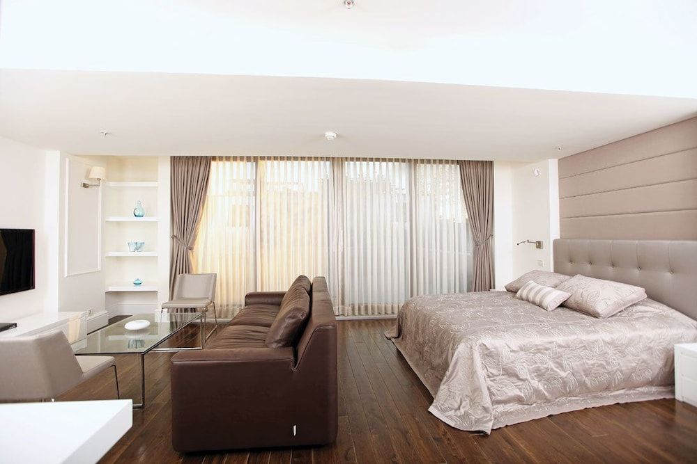 undefined Pera Residence 2