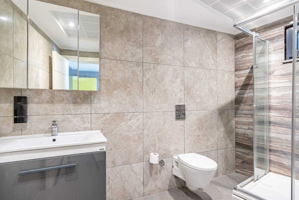 BMK Suites & Apartments Junior Apartment 2