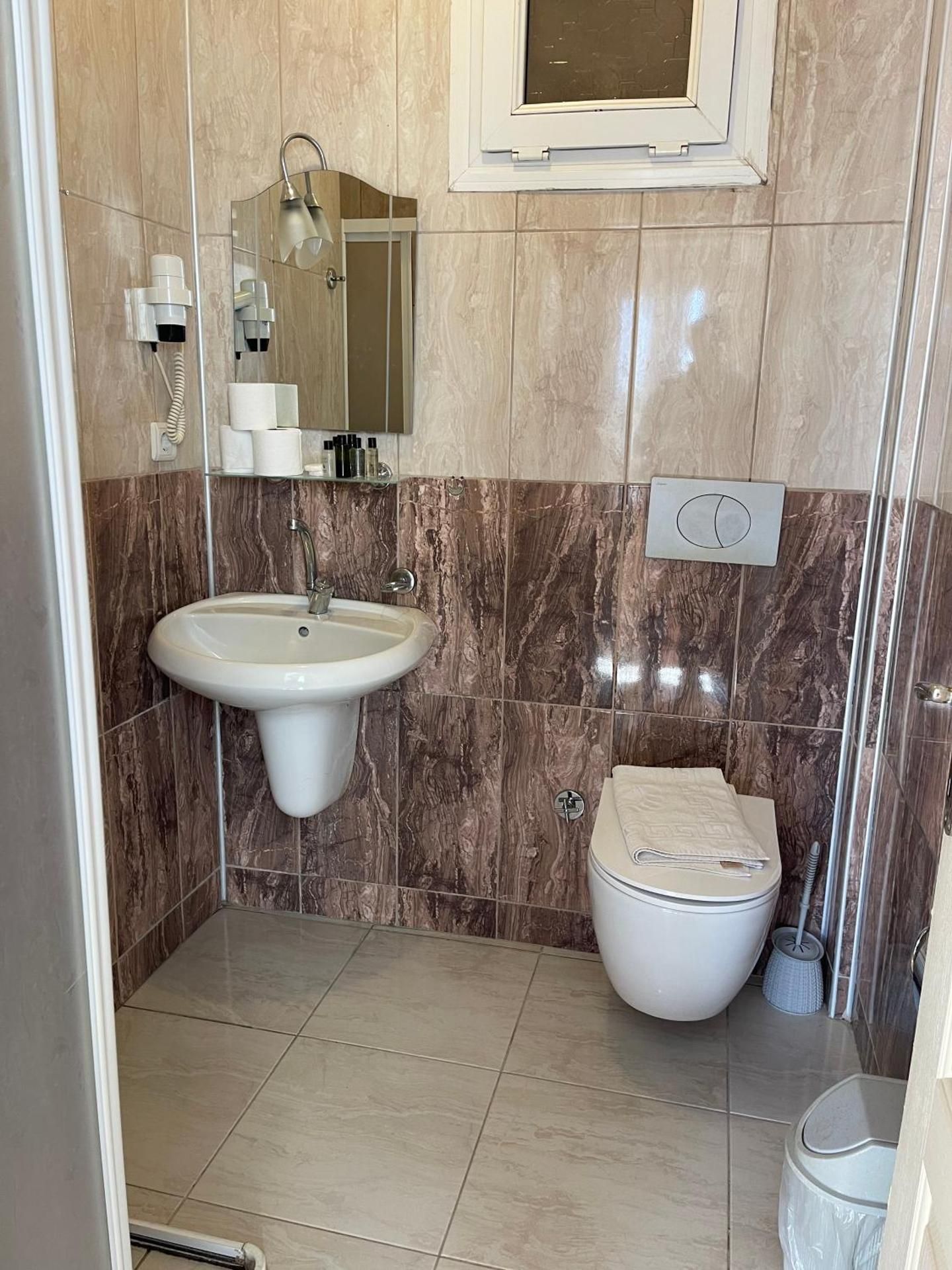 Deluxe Pool View Double