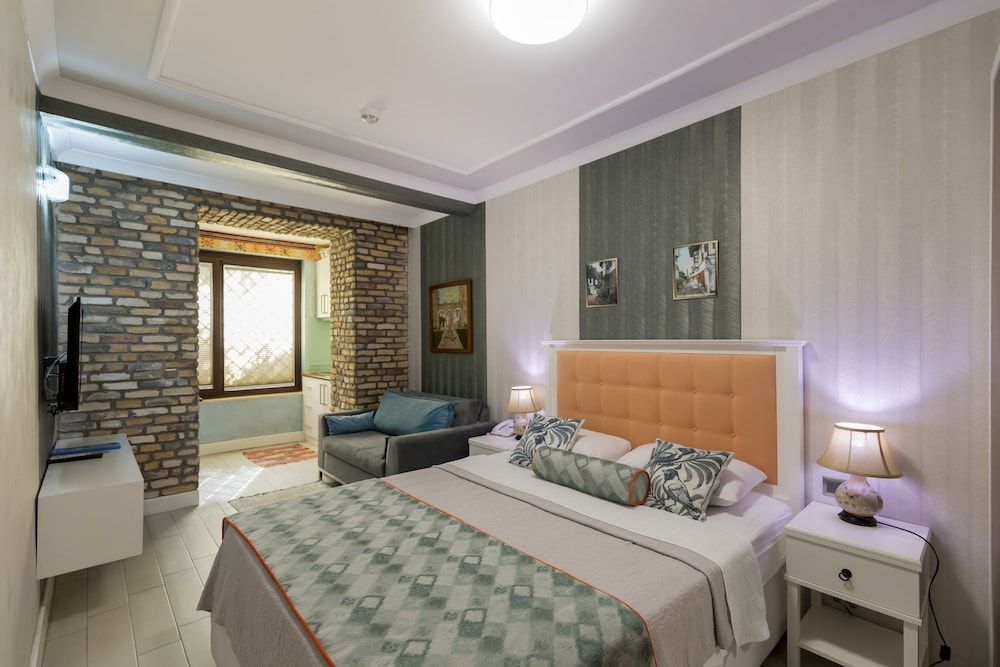 undefined Delight Deluxe Aparts 2