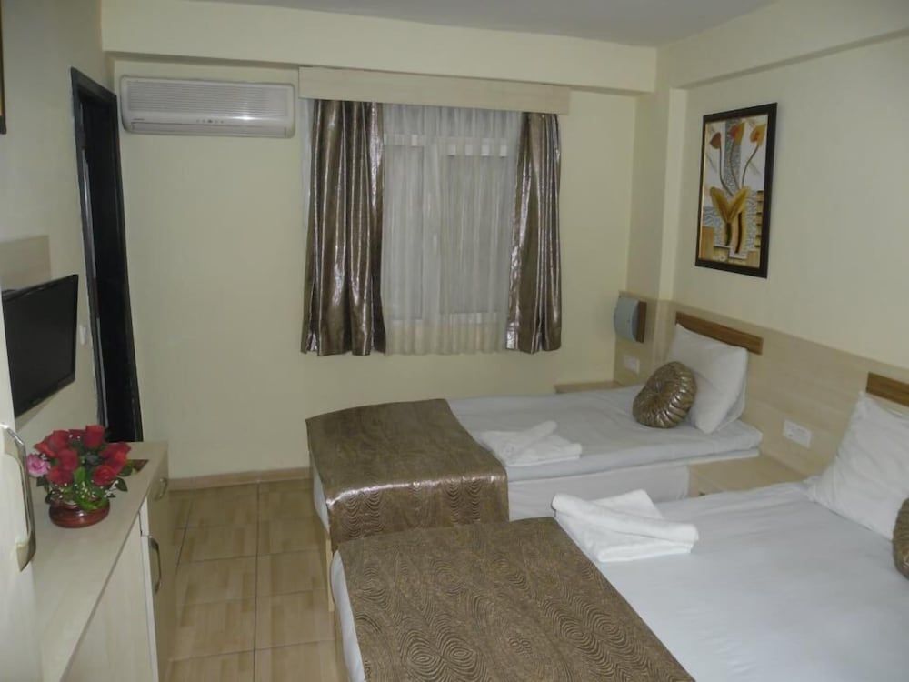 Olimpiyat Otel Izmir Economy Double Room, 1 Bedroom, City View 4