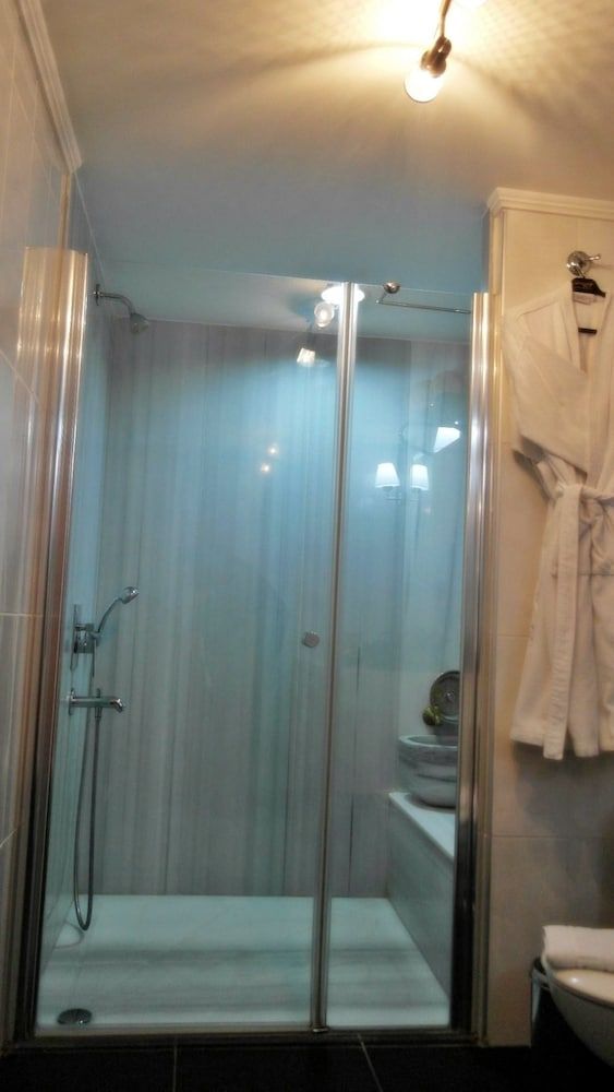 Turquhouse Hotel Family Quadruple Room 6