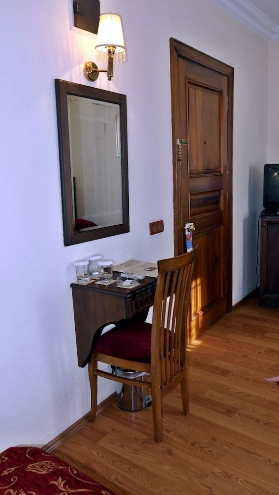 Turquhouse Hotel Triple Room 10