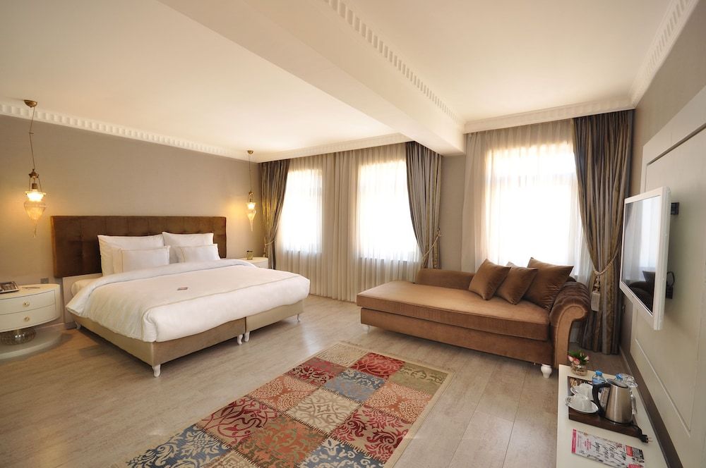 undefined Nea Suites Old City 10