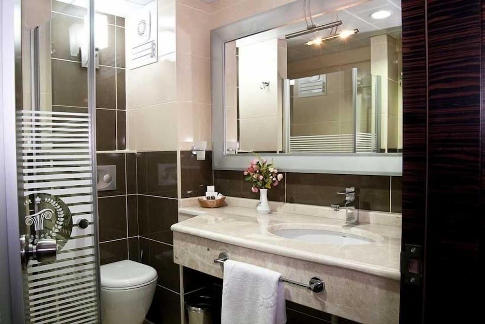 undefined Turist Hotel 10