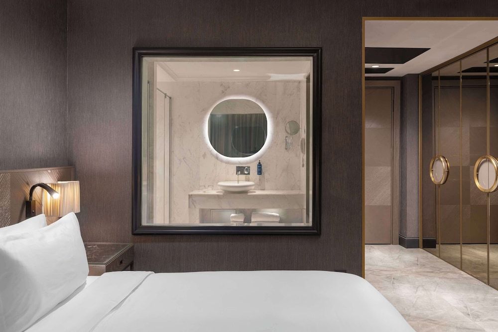 Radisson Blu Hotel Istanbul Ottomare Standard Room