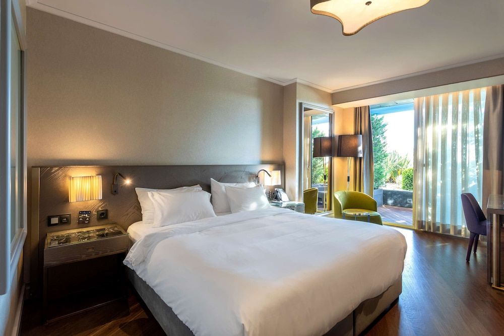 Premium Room, Balcony, Garden View