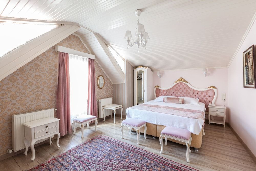 undefined Romantic Hotel Istanbul 10