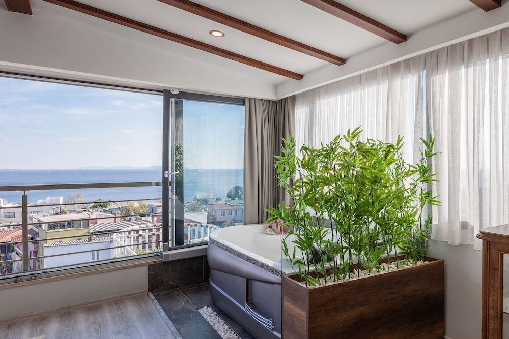 undefined Romantic Hotel Istanbul 7