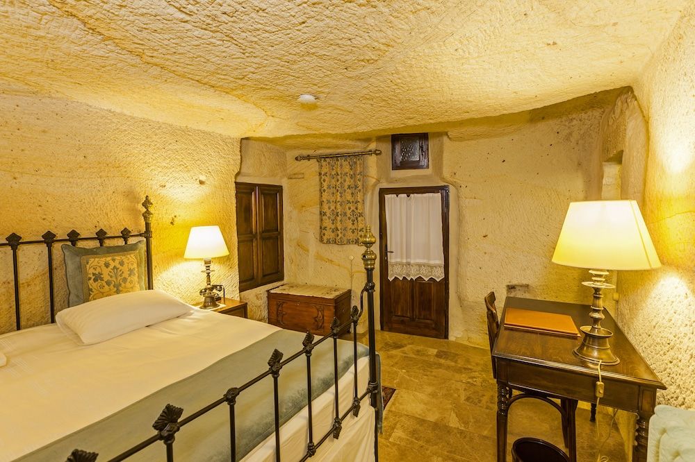 Yunak Evleri - Special Class Classic Room 3