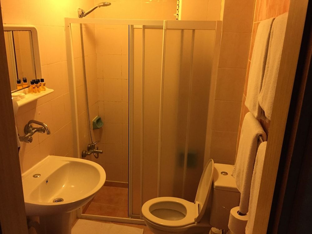 undefined Istanbul Paris Hotel & Hostel 8