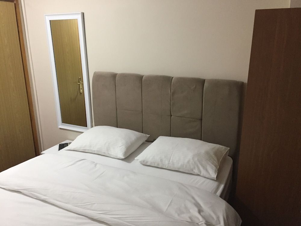 Istanbul Paris Hotel & Hostel Basic Double Room, 1 Double Bed