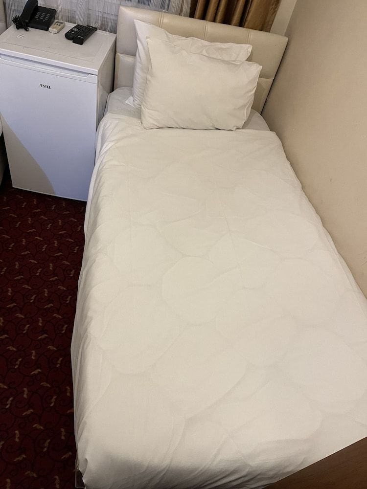 Basic Single Room, 1 Twin Bed