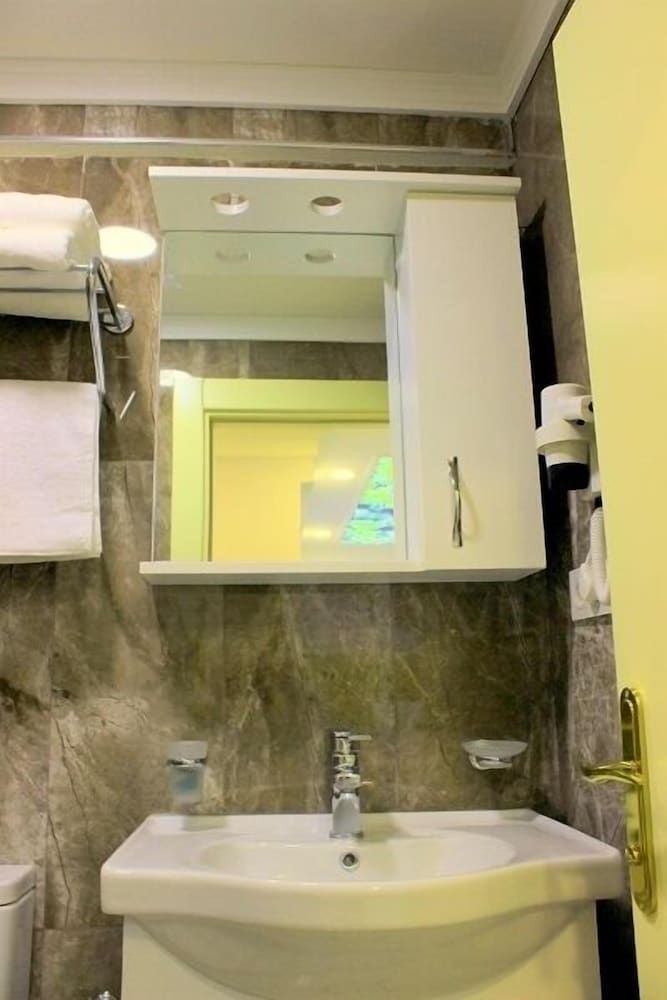 undefined Hotelium 2 9