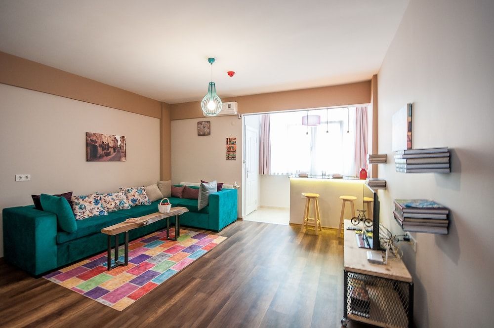 undefined Newway Apartments 2