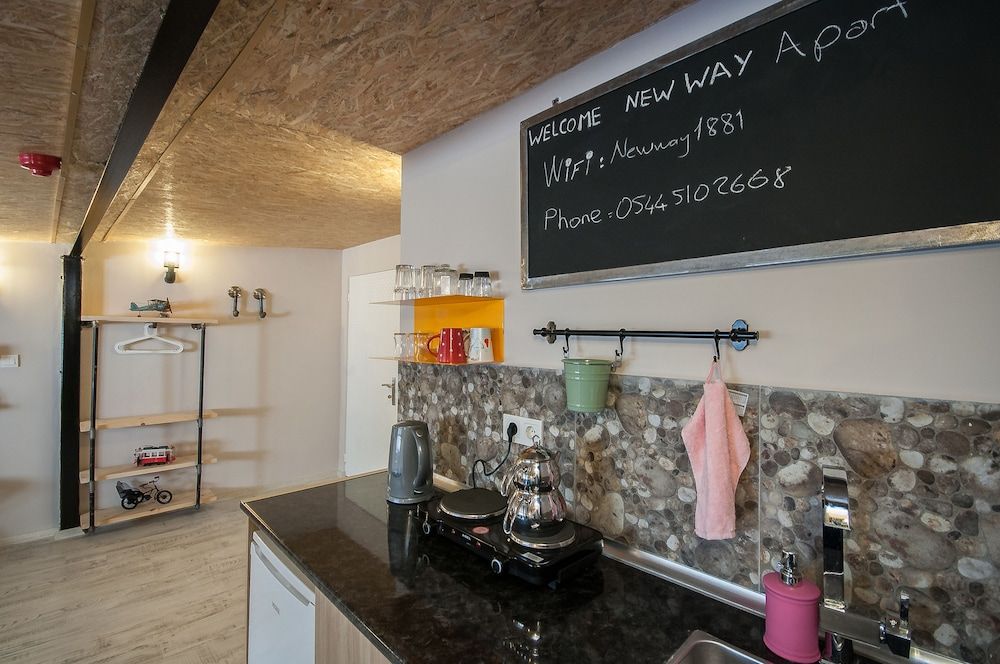 Newway Apartments Penthouse 8