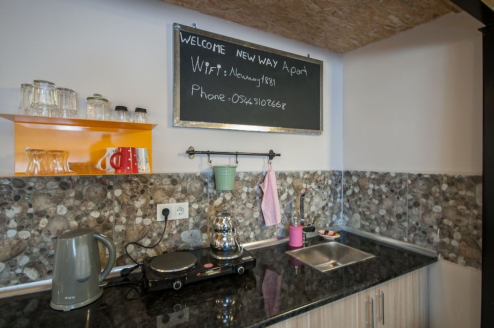 Newway Apartments Penthouse 4